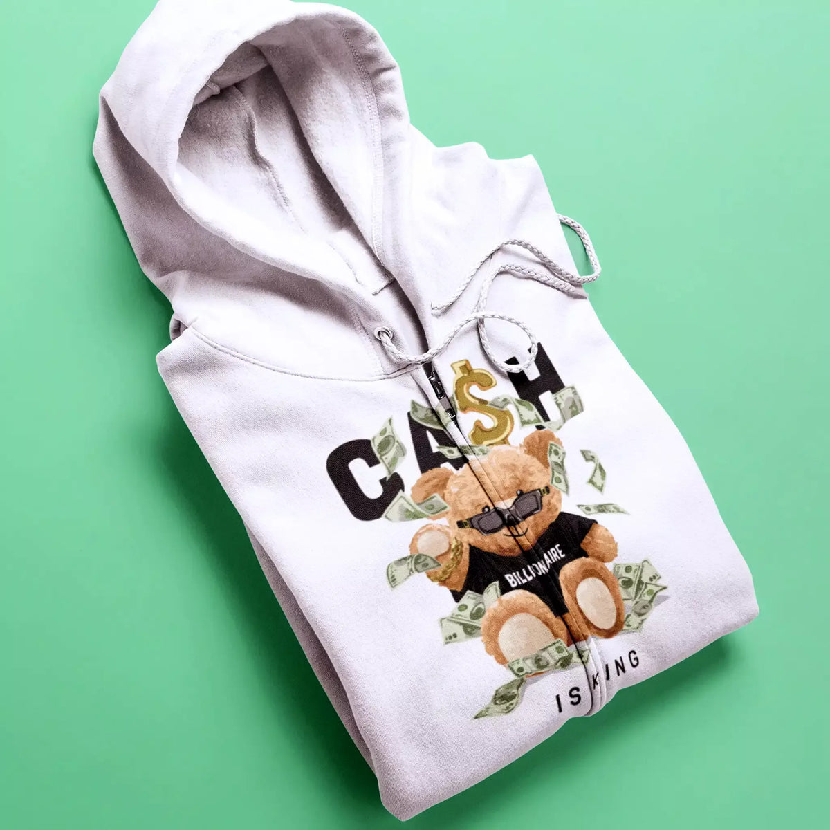 Clean white zip hoodie featuring bold teddy bear in luxury street fashion – Λευκή ζακέτα με κουκούλα με τολμηρό σχέδιο αρκούδου και urban μόδα
