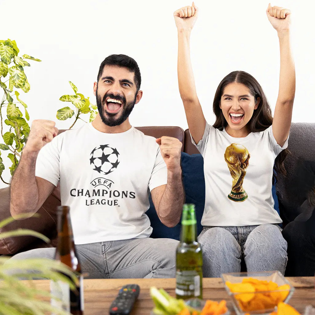 Unisex ποδοσφαιρικά μπλουζάκια και φούτερ με έτοιμα & custom prints για λάτρεις του ποδοσφαίρου