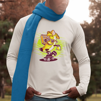 A fun banana-on-scooter graphic brightens up this white long sleeve shirt with comic charm - Αστείο σχέδιο μπανάνας με πατίνι φωτίζει αυτό το λευκό μακρυμάνικο μπλουζάκι με χιουμοριστική γοητεία_result