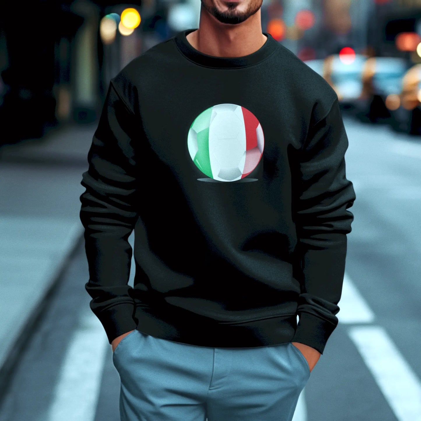 A powerful design of Italian football pride on a deep black sweatshirt. | Ένα δυνατό design Ιταλικής ποδοσφαιρικής υπερηφάνειας σε μαύρο φούτερ.