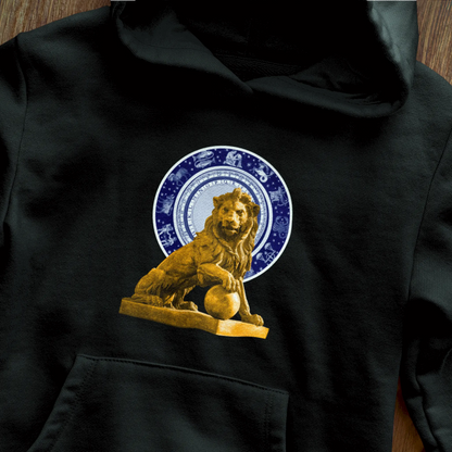 Astrology Leo black hoodie cosmic strength – Μαύρη φούτερ κουκούλα Λέων με κοσμική δύναμη