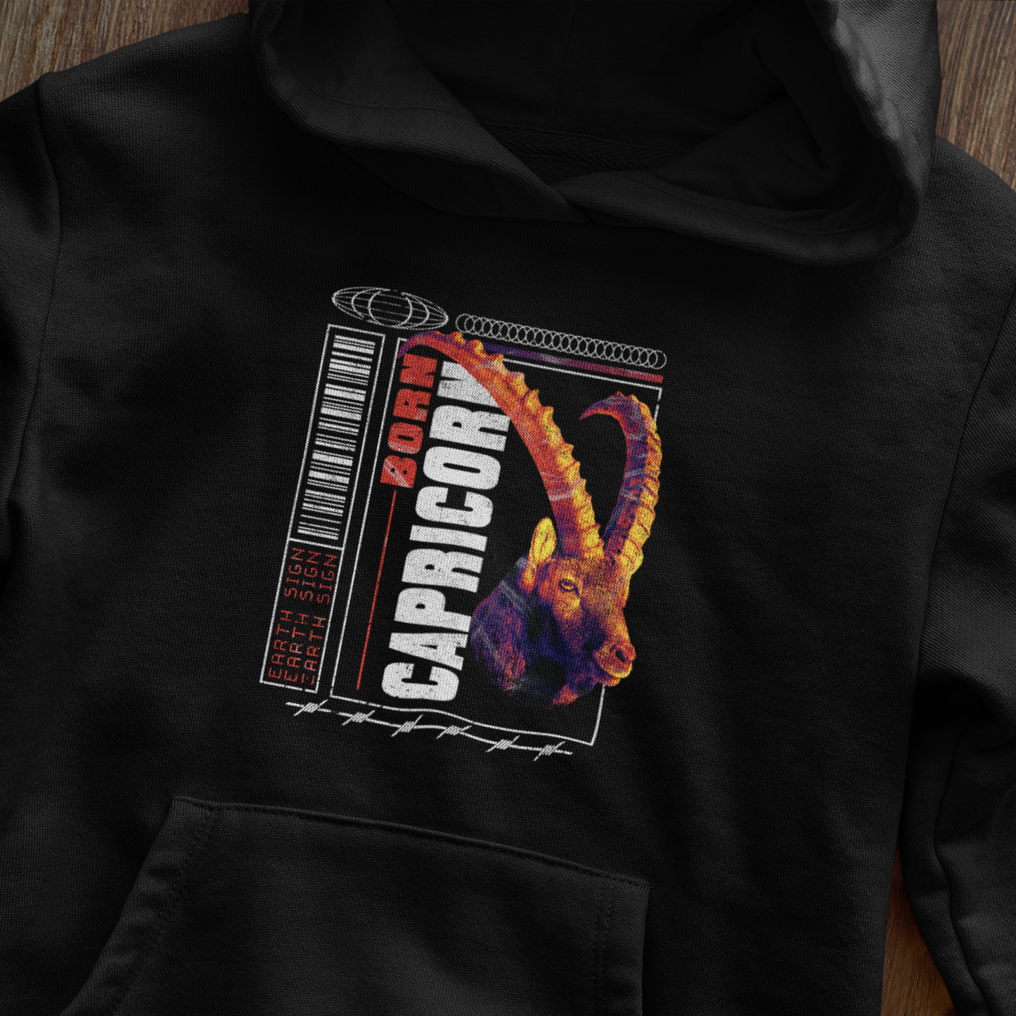 Black Capricorn zodiac hoodie with protective hood and repetitive earth sign message for stable goats / Μαύρο hoodie ζώδιο Αιγόκερος με προστατευτική κουκούλα και επαναλαμβανόμενο μήνυμα earth sign για σταθερούς αιγόκερους