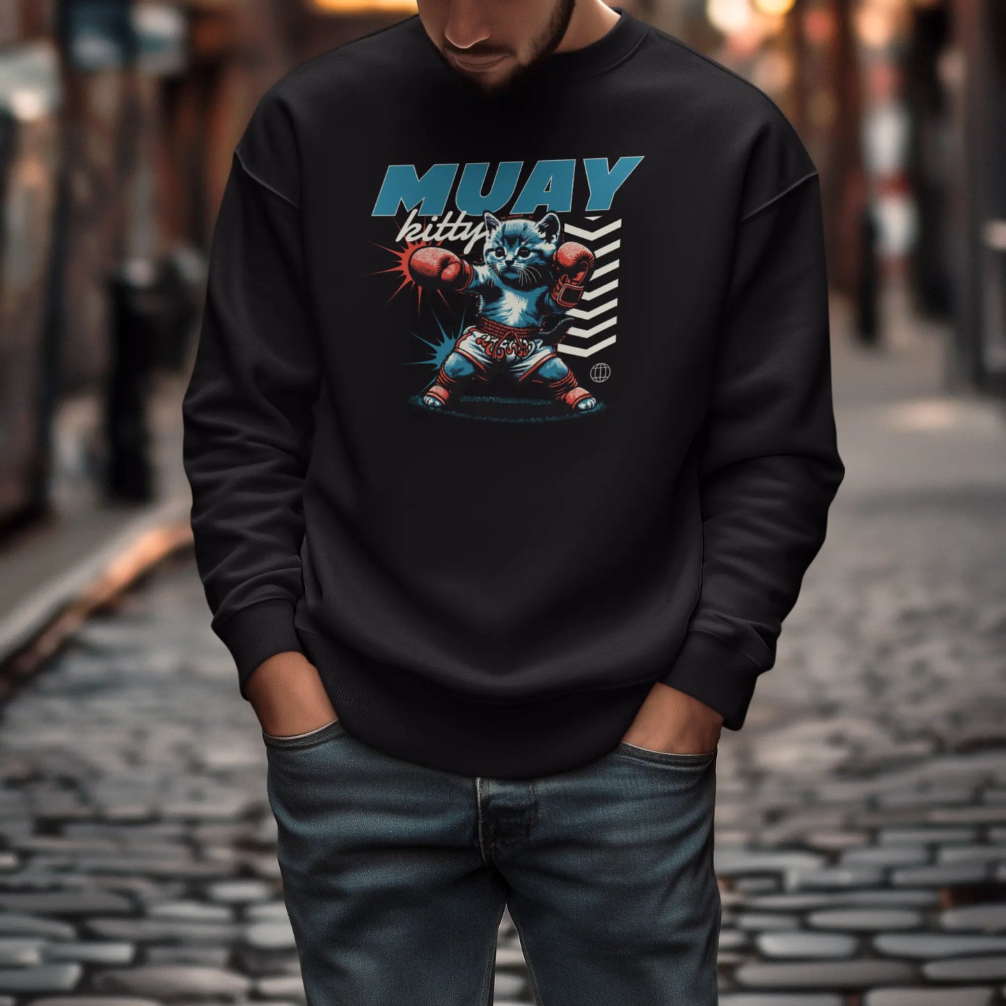 Black crewneck sweatshirt with Muay Kitty graphic – Μαύρο φούτερ λαιμόκοψη με γατάκι μαχητής thai boxing