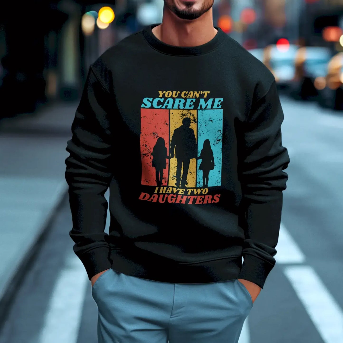 Black crewneck sweatshirt with a standout print, perfect for dads who own their parenting journey / Μαύρο φούτερ με έντονο σχέδιο, για πατέρες που ζουν με πάθος την οικογενειακή ζωή