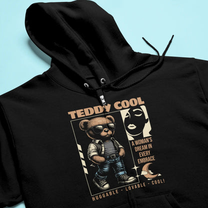 Black full-zip hooded sweatshirt featuring a detailed graphic drawing of a hypebeast bear. — Μαύρη ζακέτα φούτερ με κουκούλα που φέρει ένα λεπτομερές γραφικό σχέδιο ενός αρκούδου σε στυλ hypebeast.
