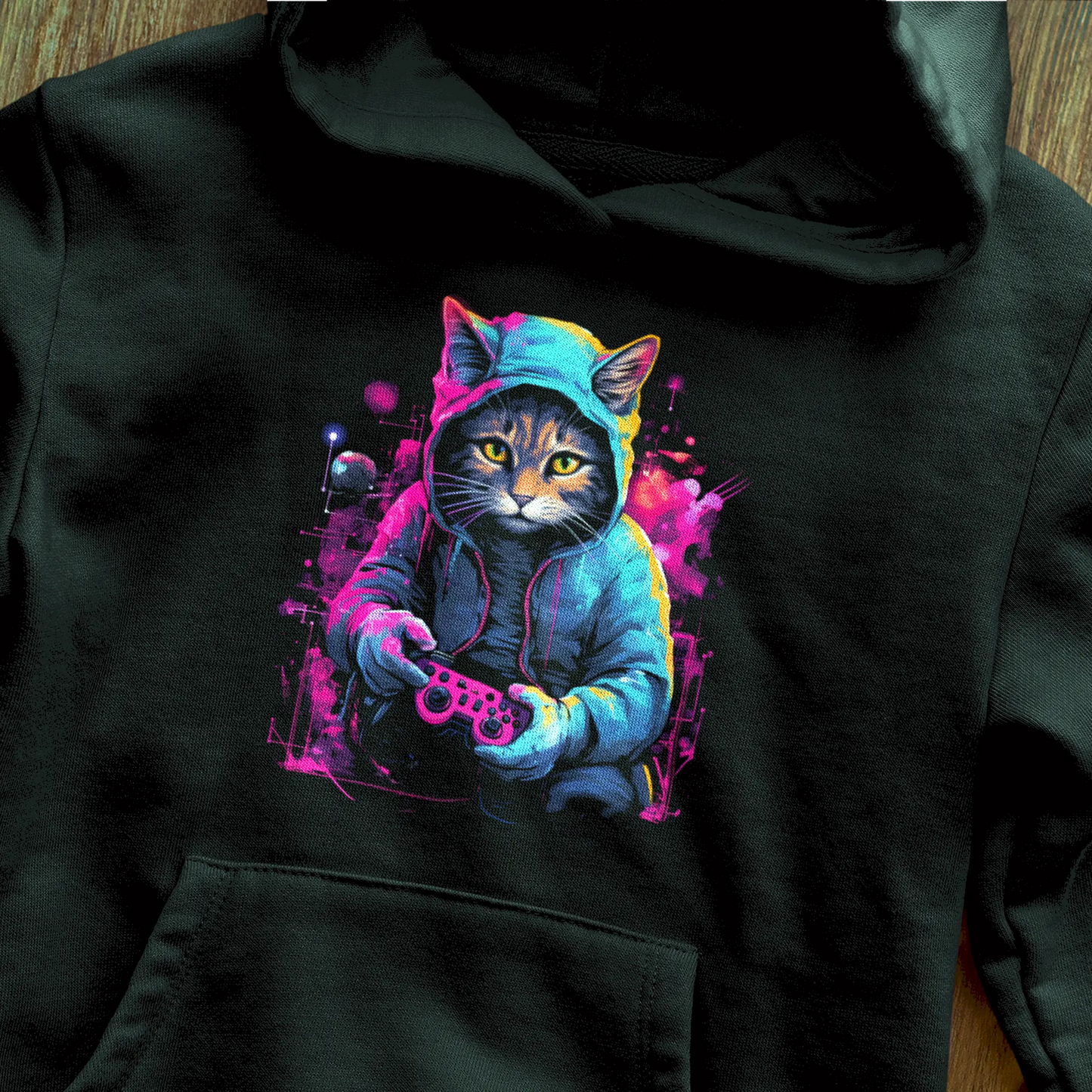 Black hoodie with cyberpunk cat gamer design perfect for gaming nights - μαύρο φούτερ με κυβερνοπάνκ γάτα gamer σχέδιο ιδανικό για gaming βραδιές
