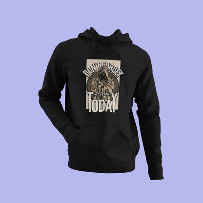 Black pullover hoodie with a detailed graphic of a hooded figure praying. — Μαύρο φούτερ με κουκούλα με ένα λεπτομερές γραφικό μιας φιγούρας με κουκούλα που προσεύχεται