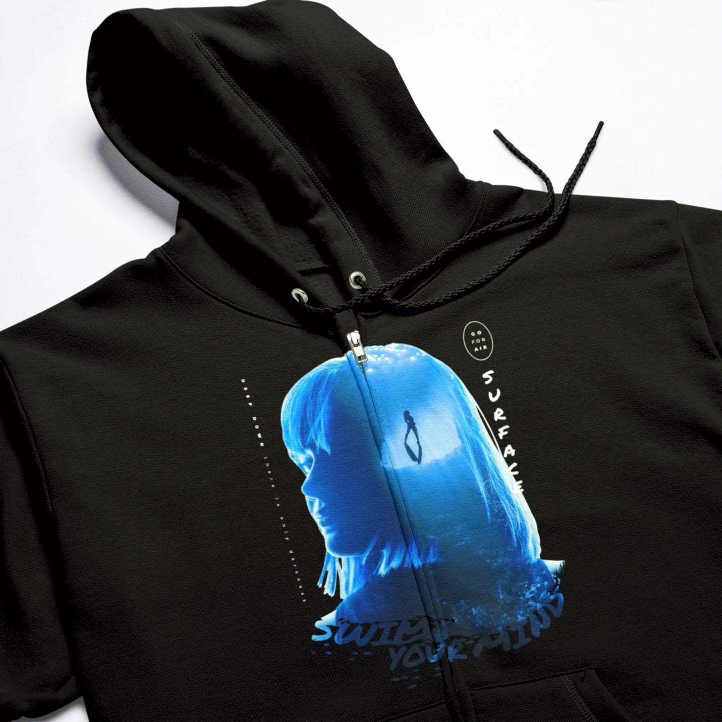Black zip hoodie showcasing inspirational ocean silhouette | Μαύρο zip hoodie με εμπνευσμένη σιλουέτα ωκεανού