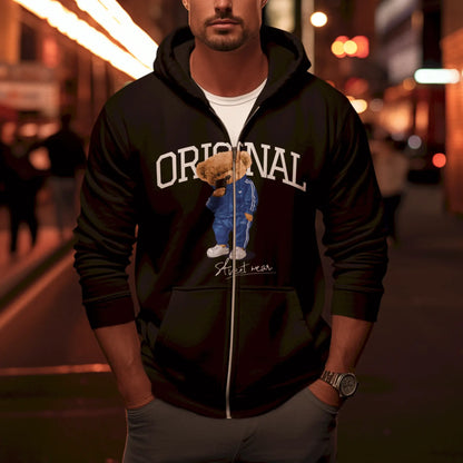 Black zip hoodie with bold streetwear bear illustration – Μαύρη ζακέτα με έντονο σχέδιο αρκούδου streetwear