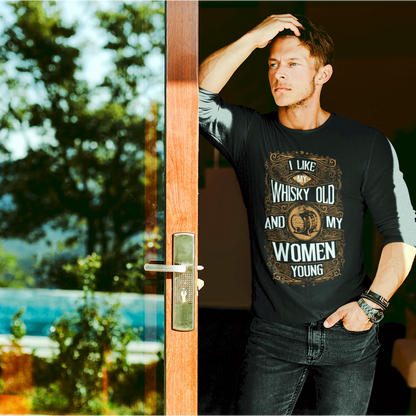 Bold text print on dark long sleeve about whiskey – Έντονο print με κείμενο για ουίσκι σε μαύρο μακρυμάνικο