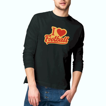 Celebrate football culture with this bold “I Love Football” print on a classic black long sleeve. Γιόρτασε την κουλτούρα του ποδοσφαίρου με αυτό το έντονο print “I Love Football” σε κλασικό μαύρο μακρυμάνικο.