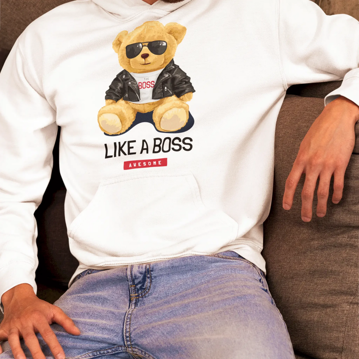 Cool bear with sunglasses on white hoodie – Κουλ αρκούδος με γυαλιά σε λευκή ζακέτα