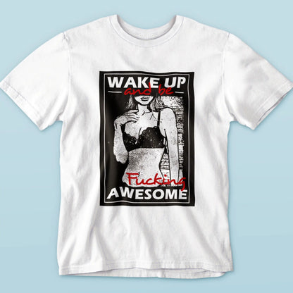 Empowering quote design in black typography on soft white tee – Ενδυναμωτικό quote σε μαύρη γραμματοσειρά πάνω σε απαλό λευκό t-shirt.