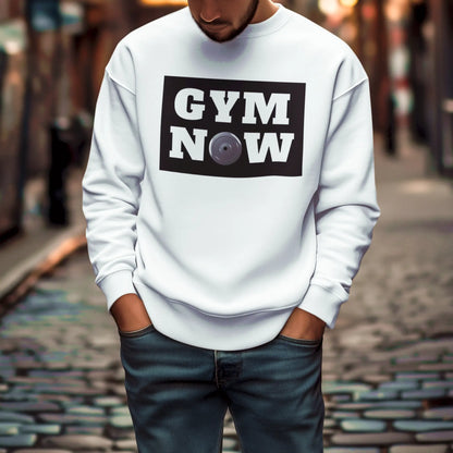 Gym Now design printed on a classic white crewneck sweatshirt with bold emblem contrast – Εκτύπωση Gym Now σε κλασική λευκή μπλούζα φούτερ με έντονη αντίθεση εμβλήματος