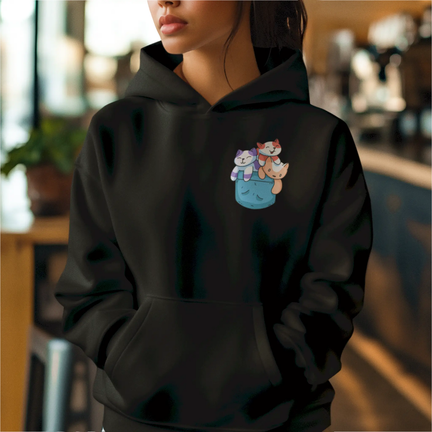 Kawaii cats pocket black hoodie adorable design cozy streetwear comfortable - Kawaii γάτες τσεπάκι σε μαύρο φούτερ με κουκούλα