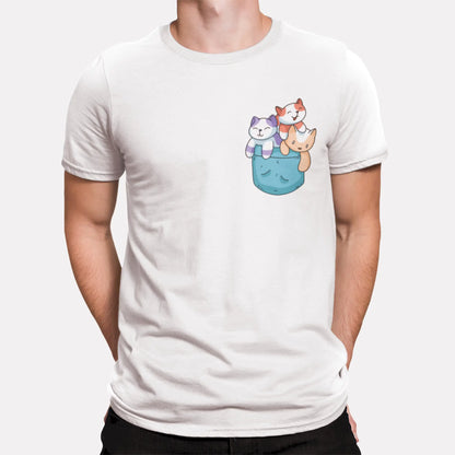 Kawaii pocket cats white t-shirt adorable trio design casual streetwear fashion - Kawaii τσεπάκι με αξιαγάπητο τρίο με γάτες σε λευκό t-shirt για casual streetwear μόδα