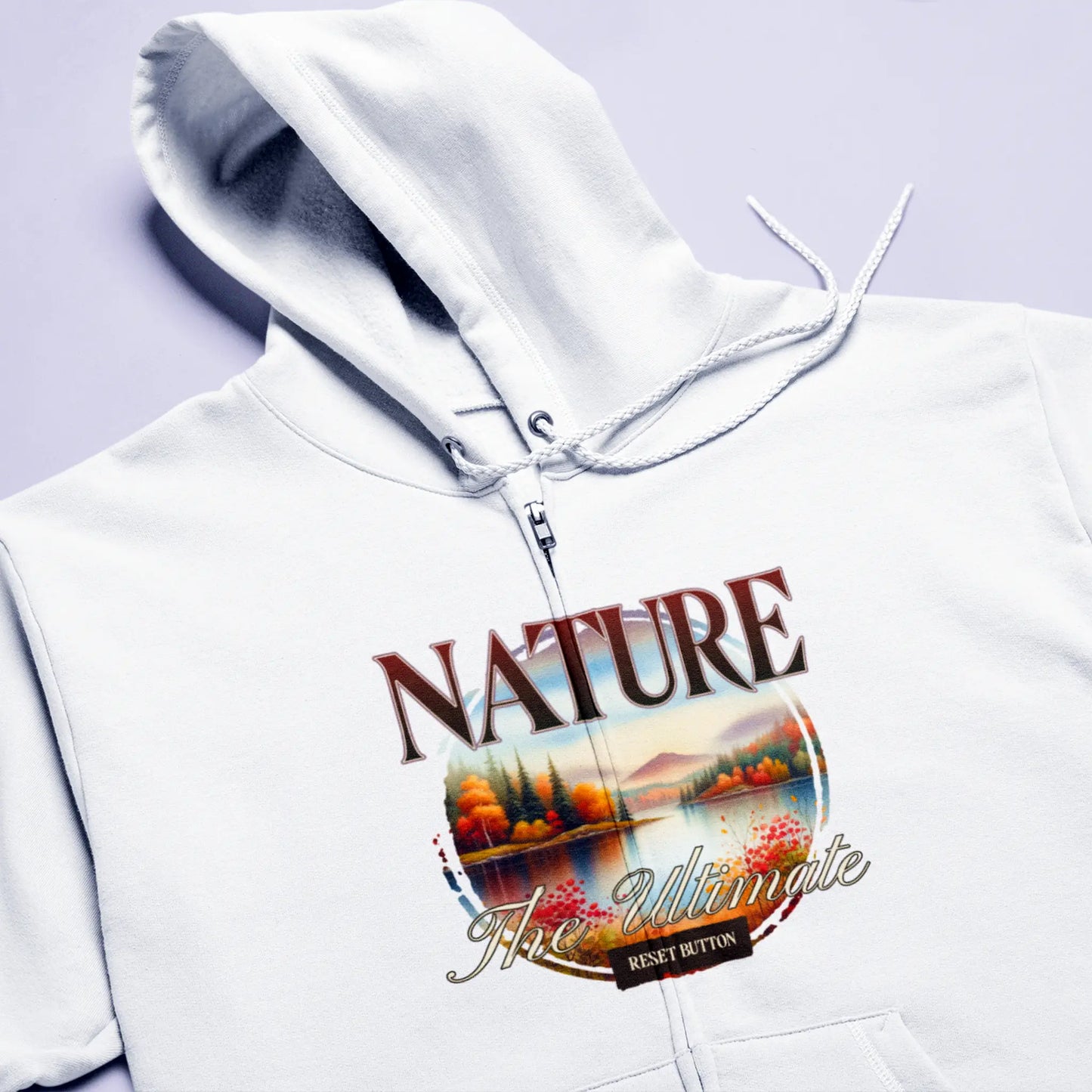 Minimal white zip hoodie with clean mountain design – λευκή ζακέτα κουκούλα με καθαρό μινιμαλιστικό σχέδιο βουνού