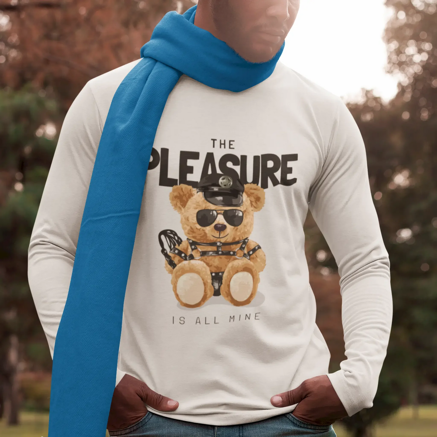 Statement BDSM teddy bear design on white long sleeve – Σχέδιο teddy σε BDSM style σε λευκή μακρυμάνικη.