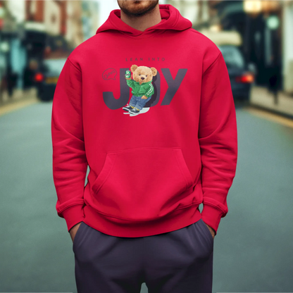 Teddy bear fun design on red streetwear hoodie – Streetwear hoodie με παιχνιδιάρικο σχέδιο αρκούδου.