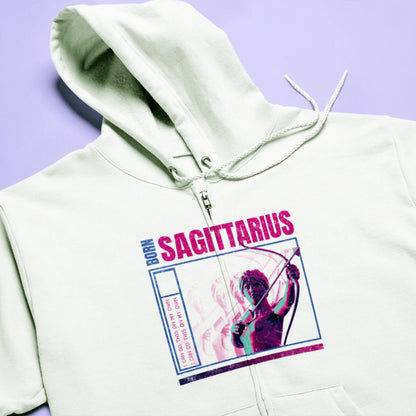 White Sagittarius sign zip hoodie with bold black print about born optimistic and philosophical nature / Λευκή ζακέτα ζώδιο Τοξότη με έντονη μαύρη εκτύπωση για έμφυτη αισιόδοξη και φιλοσοφική φύση