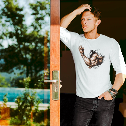 White long sleeve shirt with powerful artwork of a muscle arm ripping out of the wall – Λευκή μακρυμάνικη μπλούζα με δυναμικό σχέδιο μυώδους μπράτσου που σκίζει τον τοίχο.