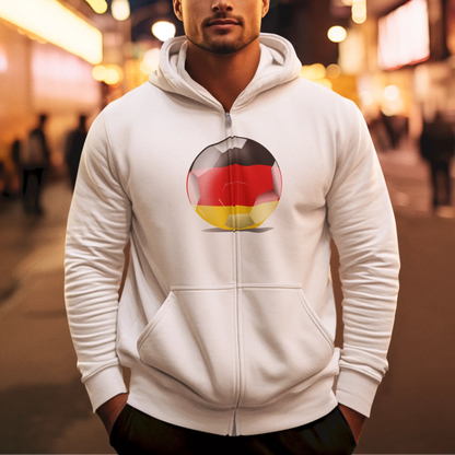 White zip hoodie with German flag soccer design – light and stylish.
Λευκό zip hoodie με σχέδιο ποδοσφαίρου γερμανικής σημαίας – ελαφρύ και στυλάτο.