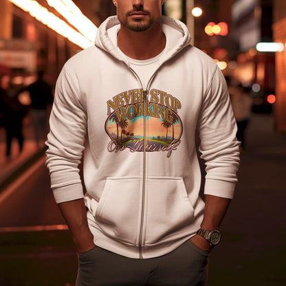 White zip hoodie with never stop growing quote – Λευκή ζακέτα με μήνυμα “ποτέ μην σταματάς να εξελίσσεσαι”