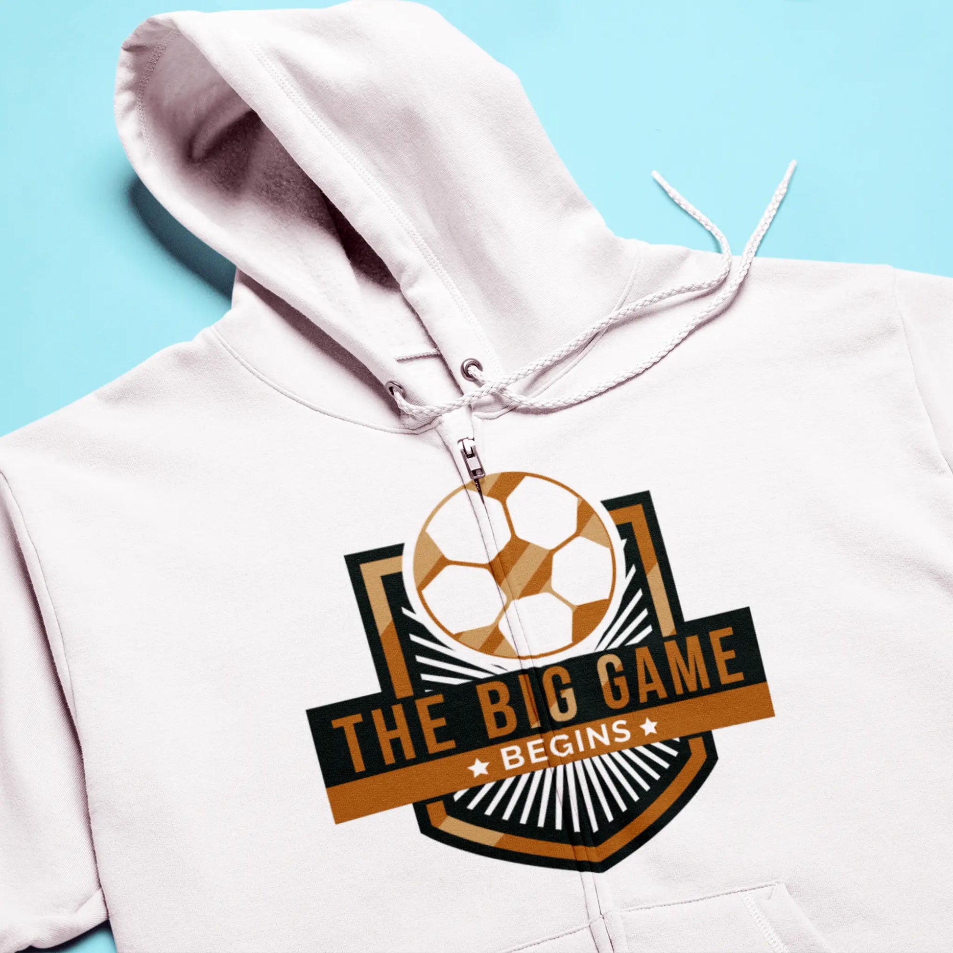 White zip hoodie with sleek lines and a crisp football design for game lovers. -
Λευκό zip hoodie με κομψές γραμμές και καθαρό ποδοσφαιρικό design για λάτρεις του παιχνιδιού.
