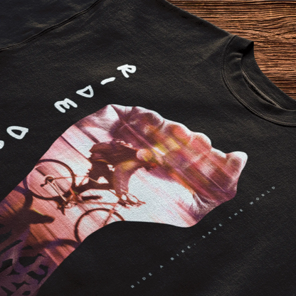 Μαύρο bike rider tshirt με δυναμικό cyclist silhouette - ride or die μπλούζα για ποδηλάτες που ζουν το cycling lifestyle