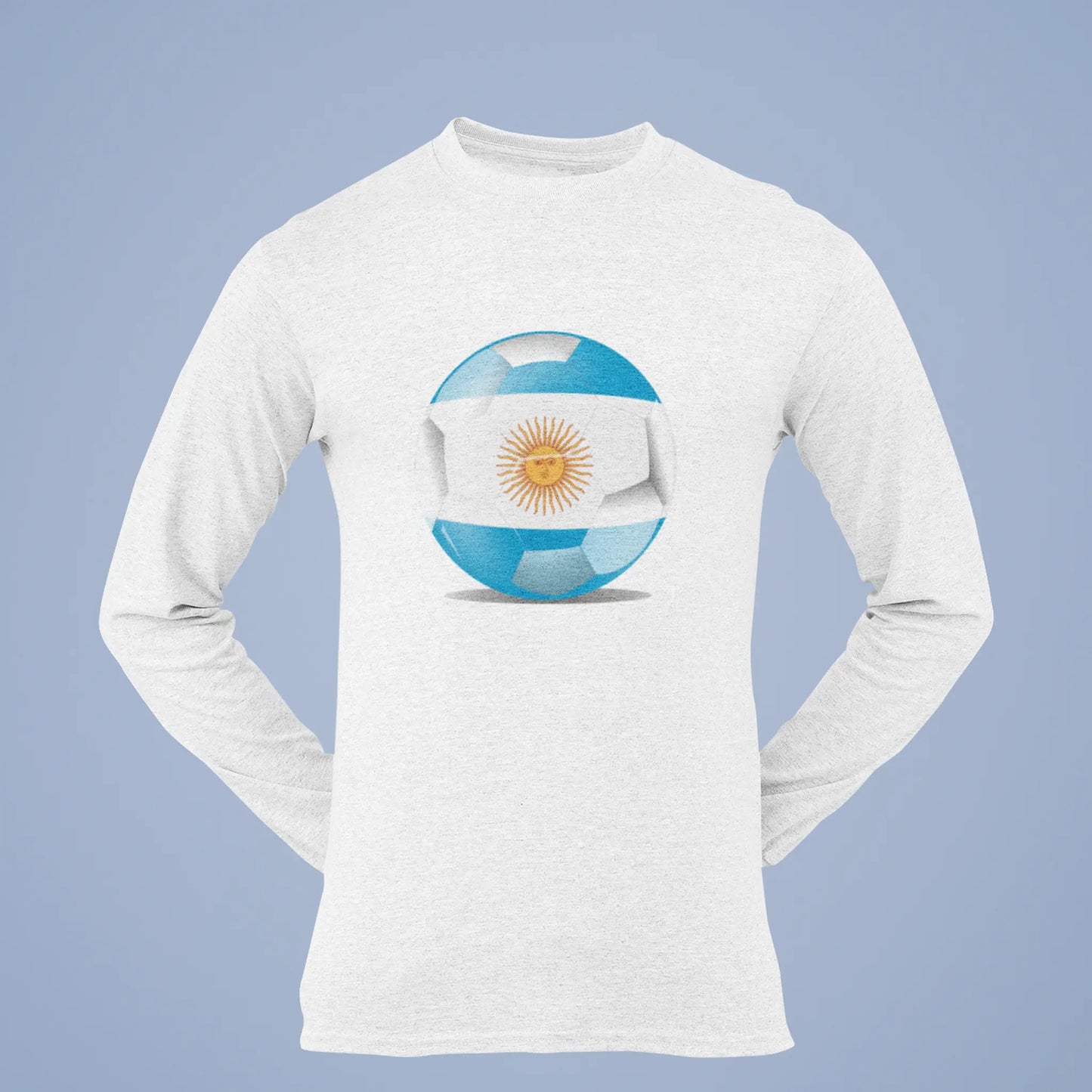 Football and heritage meet in this Argentina-themed white long sleeve tee – Το ποδόσφαιρο συναντά την παράδοση σε αυτό το λευκό μακρυμάνικο σχέδιο
