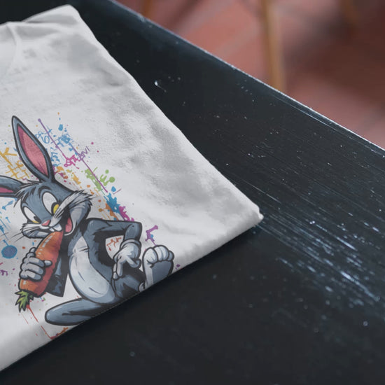 Καλοκαιρινό μπλουζάκι με τον bugs bunny - Folded t-shirt featuring bugs bunny graffiti